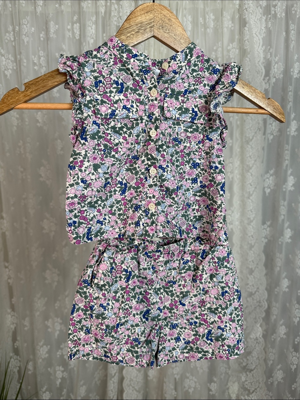 (5for$12) GAP Pink Floral Button-Front Top & Matching Shorts Set